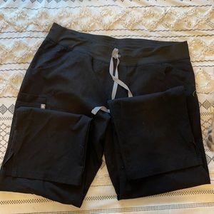 Figs black kade scrub pants